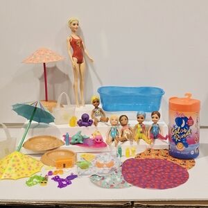 Barbie Chelsea Color Reveal Doll Set